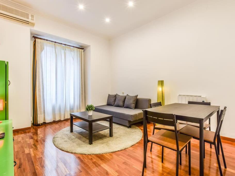 Apartamento Puente De Segovia Lejlighed Madrid Eksteriør billede